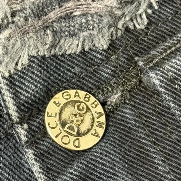 D&G Women's Black Straight-Leg Jeans with Distressed Waist and Hem - Picture 6 of 9